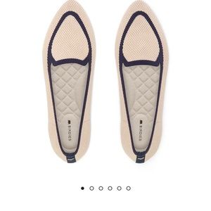 Birdies Flats - The Blackbird